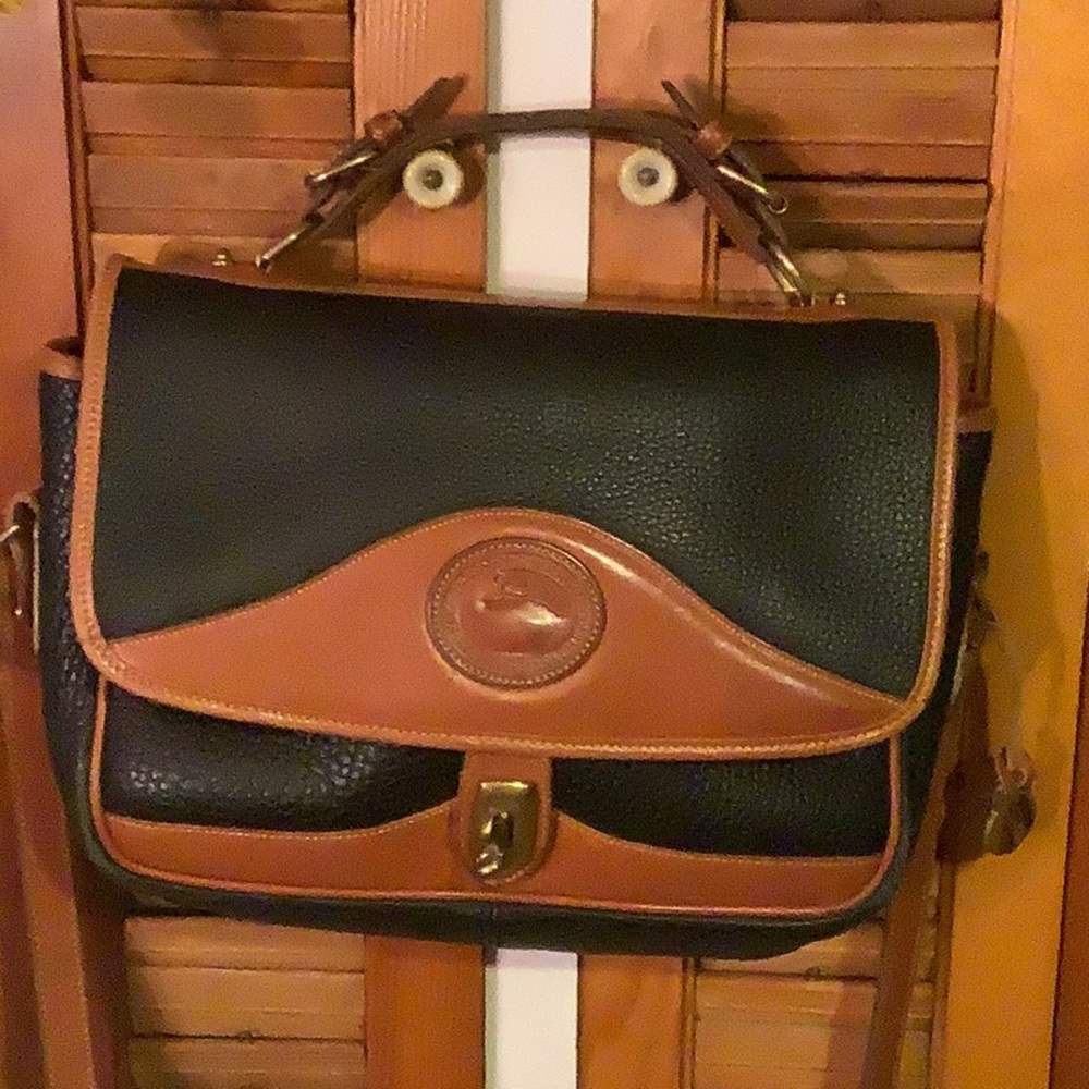 Vintage Dooney purse with matching wallet